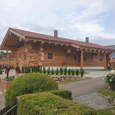 Huettenzauber Laumer Worth an der Donau Bagian luar foto