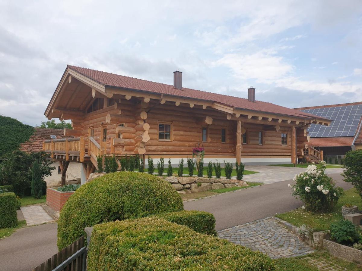 Huettenzauber Laumer Worth an der Donau Bagian luar foto